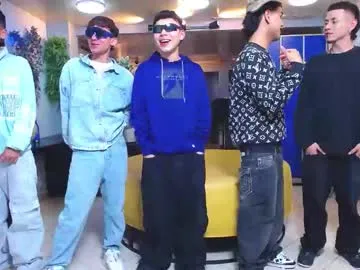 electron448 – webcam model profile photo Image 18