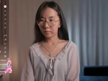 NurseTDoc – webcam model profile photo Image 18