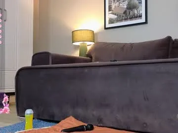 blondeambitionnn – webcam model profile photo Image 3