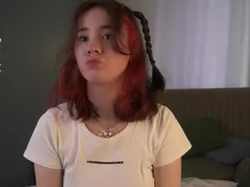 Silviyaa – webcam model profile photo Image 13