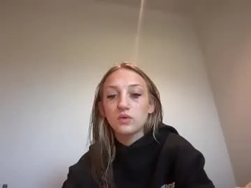 Reichel05 – webcam model profile photo Image 15