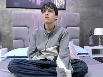 British_EmJess – webcam model profile photo Image 14