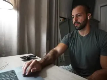 BlondeScarlettx – webcam model profile photo Image 2