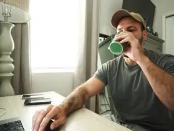 BlondeScarlettx – webcam model profile photo Image 6