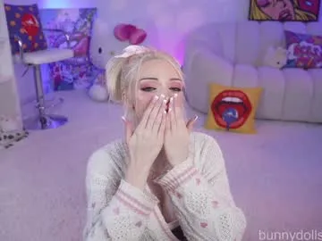 Hanna_Blondee – webcam model profile photo Image 14