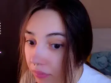 SusyBlair – webcam model profile photo Image 9