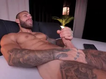 GreenEyesBlondeyUK – webcam model profile photo Image 8