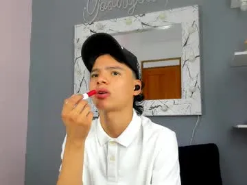 British_EmJess – webcam model profile photo Image 12