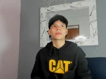 British_EmJess – webcam model profile photo Image 16