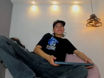 British_EmJess – webcam model profile photo Image 3