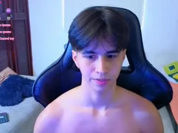 KrissyQueen – webcam model profile photo Image 5