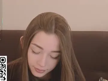 BlondeHott – webcam model profile photo Image 2