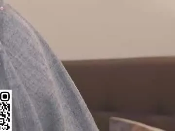 BlondeHott – webcam model profile photo Image 9