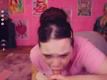 Youlalia – webcam model profile photo Image 6