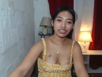 BlondeHott – webcam model profile photo Image 12