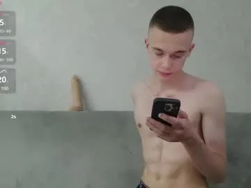 LoraDevine – webcam model profile photo Image 11