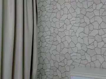 British_EmJess – webcam model profile photo Image 12