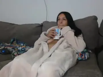 Kris-76 – webcam model profile photo Image 13