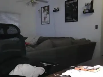 Kris-76 – webcam model profile photo Image 19