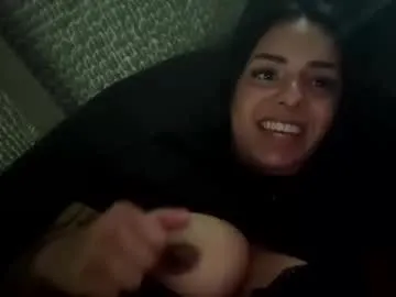 Kris-76 – webcam model profile photo Image 6