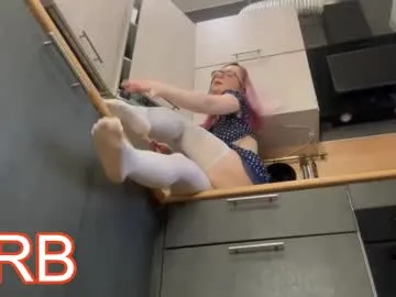 LoveCatsuit – webcam model profile photo Image 5