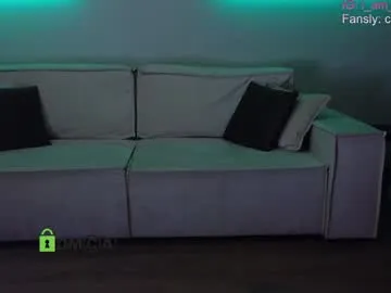 Monkey104 – webcam model profile photo Image 18