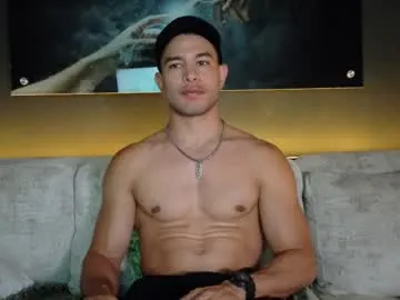 John_Abraham – webcam model profile photo Image 13