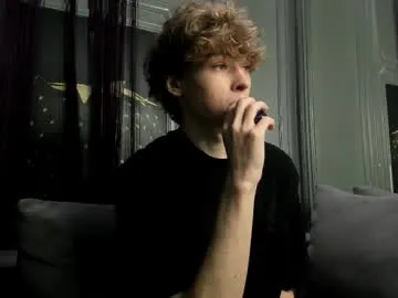 LizzieGreyX – webcam model profile photo Image 4