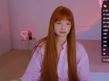 LoraDevine – webcam model profile photo Image 3