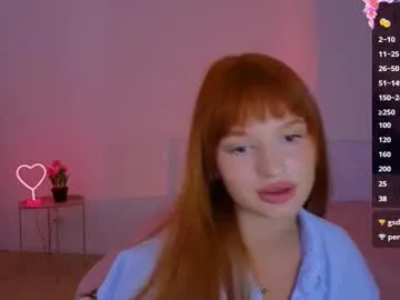 LoraDevine – webcam model profile photo Image 4