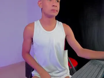 SelennaMoon – webcam model profile photo Image 7