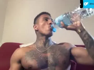 BlondeScarlettx – webcam model profile photo Image 2