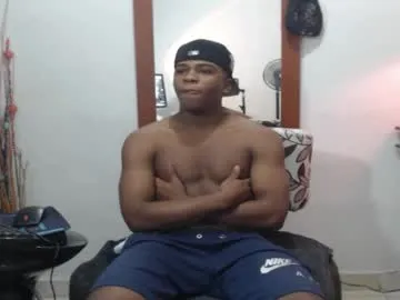 MarilynRainbow – webcam model profile photo Image 9