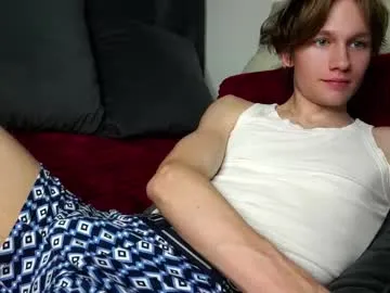 blondeangel_4u2 – webcam model profile photo Image 3