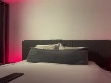 John_Abraham – webcam model profile photo Image 14