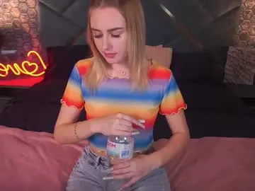 HelenStarUK – webcam model profile photo Image 18