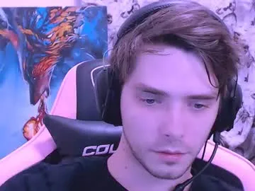 alexwos – webcam model profile photo Image 10