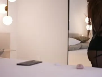 SarahStone – webcam model profile photo Image 18