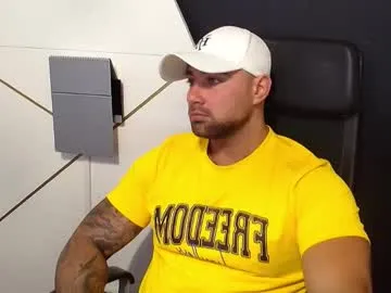 SelennaMoon – webcam model profile photo Image 12