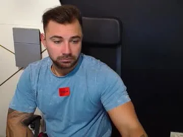 SelennaMoon – webcam model profile photo Image 14