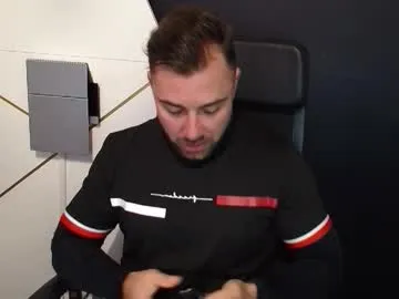 SelennaMoon – webcam model profile photo Image 17