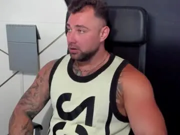 SelennaMoon – webcam model profile photo Image 4