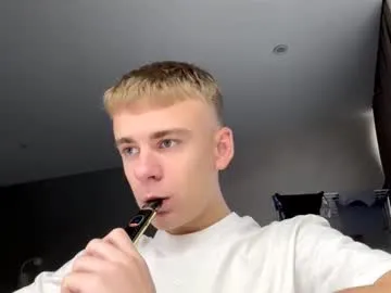 pretur_crubaa – webcam model profile photo Image 13