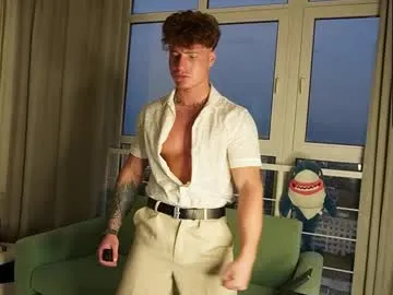 blondeangel_4u2 – webcam model profile photo Image 6