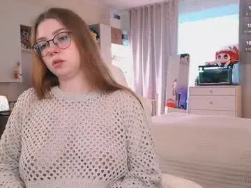 roouse – webcam model profile photo Image 19