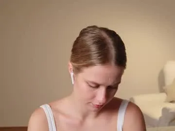 Hanna_Blondee – webcam model profile photo Image 10