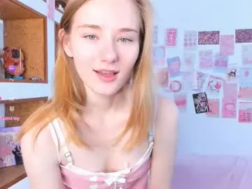 SusyBlair – webcam model profile photo Image 3