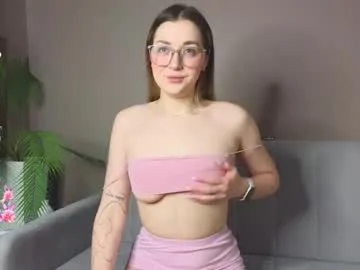 DetraCamaj – webcam model profile photo Image 2