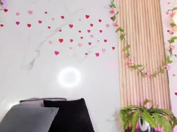 UKRaunchyRobyn – webcam model profile photo Image 16