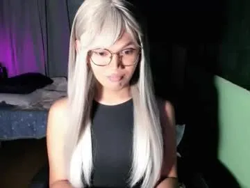 AmbeerLie – webcam model profile photo Image 16